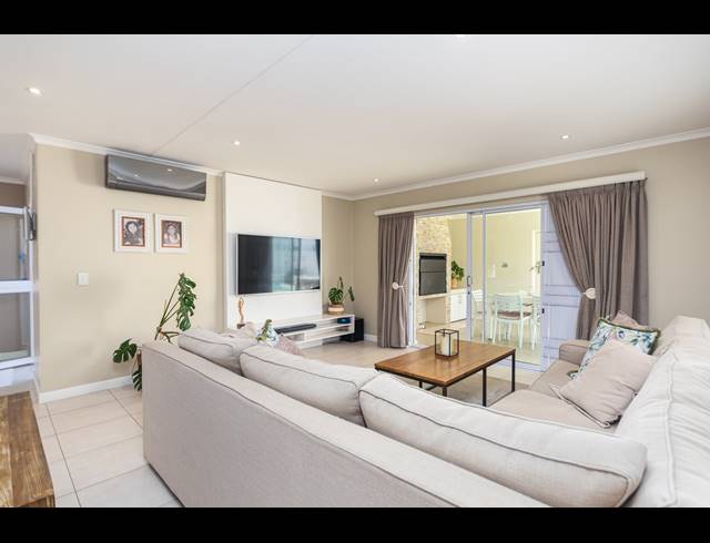4 BEDROOM FREESTANDING SOLD IN SUNNINGDALE